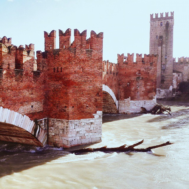 Ponte Scaligero di Castelvecchio, Verona #vscocam